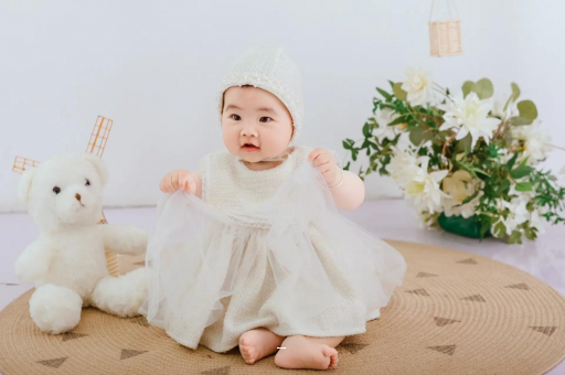 宜昌宝宝在妈妈肚子里